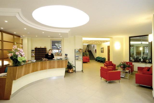 Hotel Maria Nella Bardineto Екстериор снимка